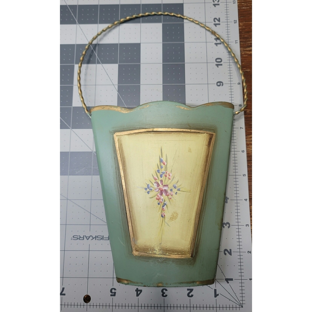 Vintage Metal Floral Wall Metal Basket with Handle - Picture 5 of 6